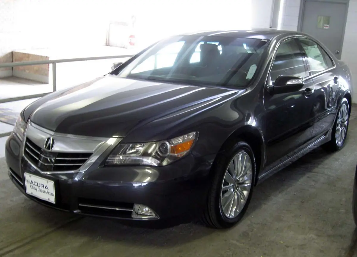 Acura RL (photo from Wikimedia Commons)