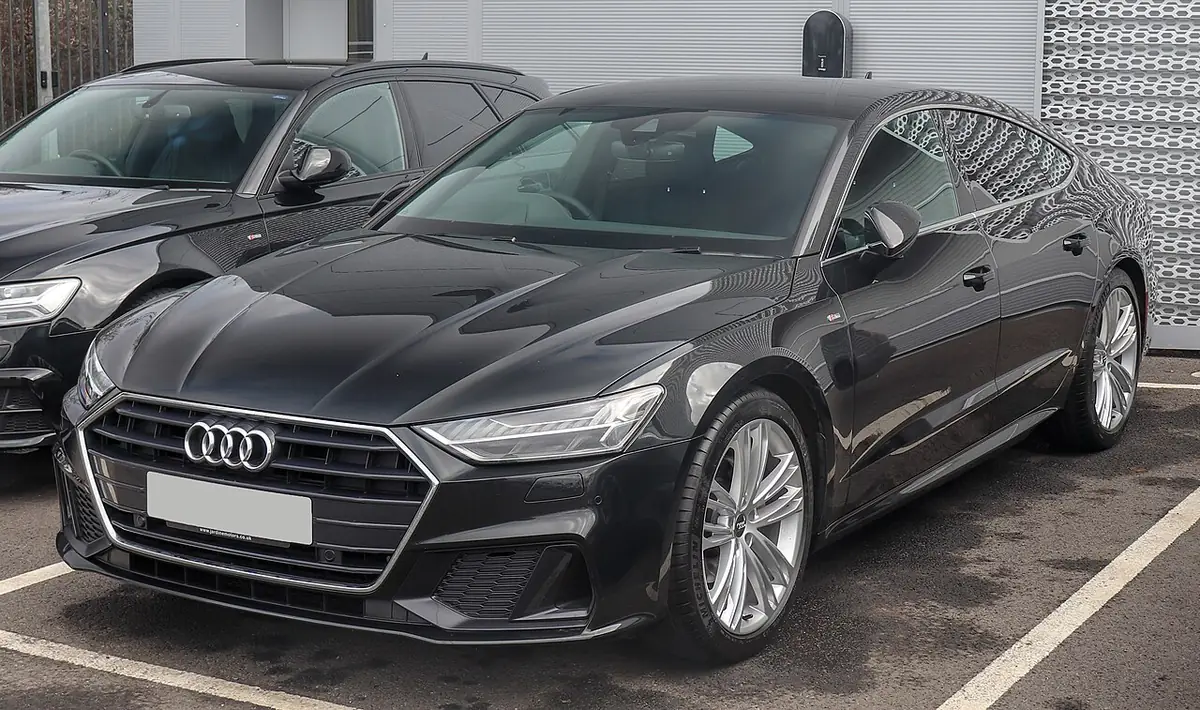 Audi A7 exterior (photo from Wikimedia Commons)