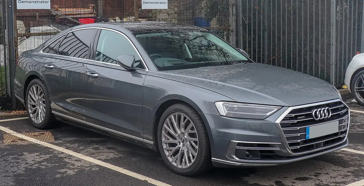 Audi A8 exterior (photo from Wikimedia Commons)