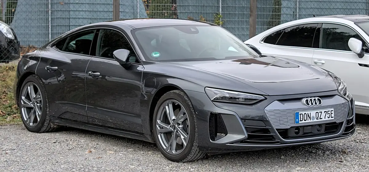 Audi e-tron GT exterior (photo from Wikimedia Commons)