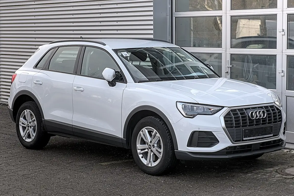 Audi Q3 (photo from Wikimedia Commons)