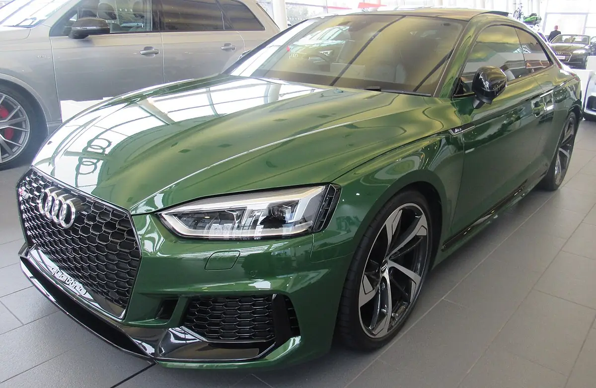 Audi RS 5 exterior (photo from Wikimedia Commons)