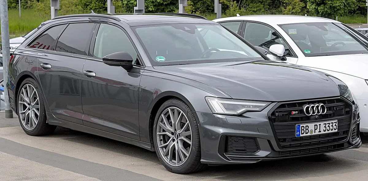 Audi S6 exterior (photo from Wikimedia Commons)