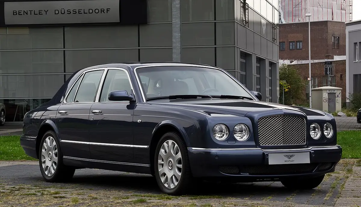 Bentley Arnage exterior (photo from Wikimedia Commons)