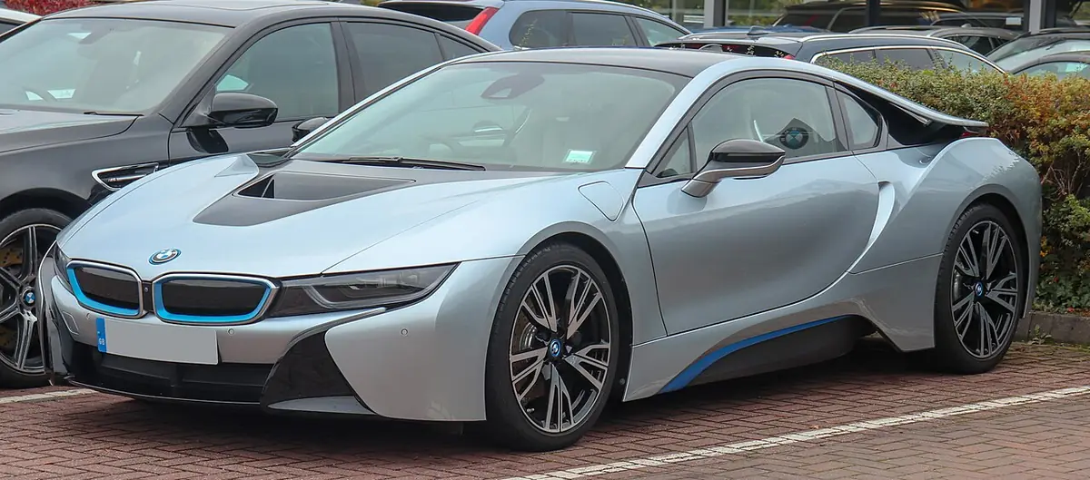 BMW i8 exterior (photo from Wikimedia Commons)