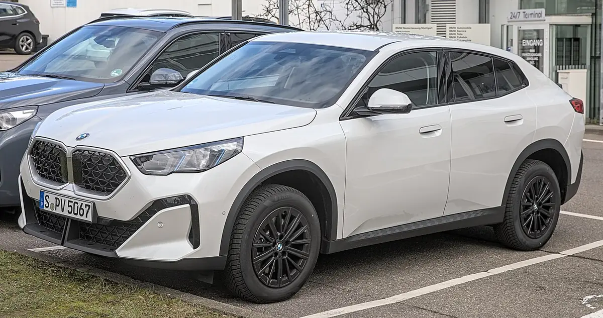 BMW X2 exterior (photo from Wikimedia Commons)