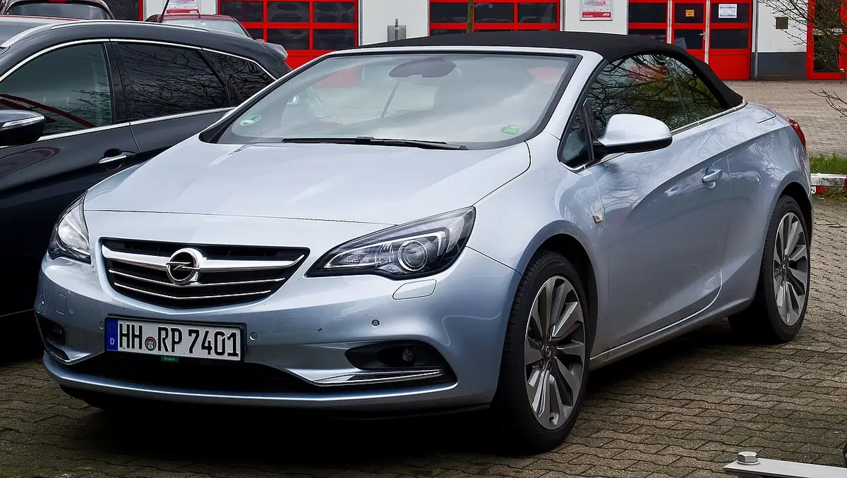 Buick Cascada exterior (photo from Wikimedia Commons)