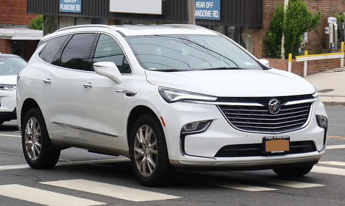 Buick Enclave exterior (photo from Wikimedia Commons)
