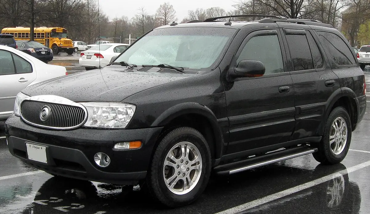 Buick Rainier exterior (photo from Wikimedia Commons)