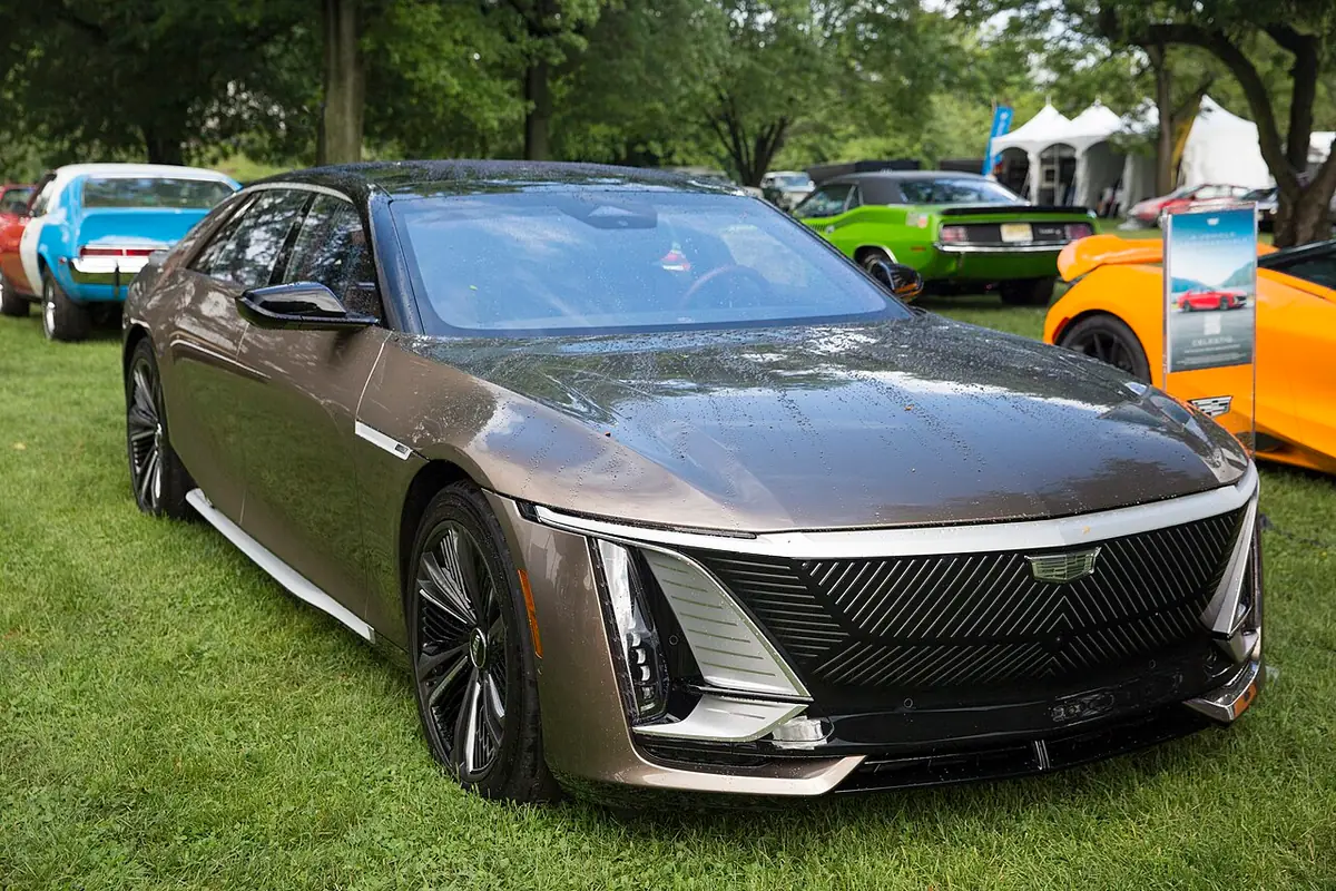 Cadillac CELESTIQ exterior (photo from Wikimedia Commons)