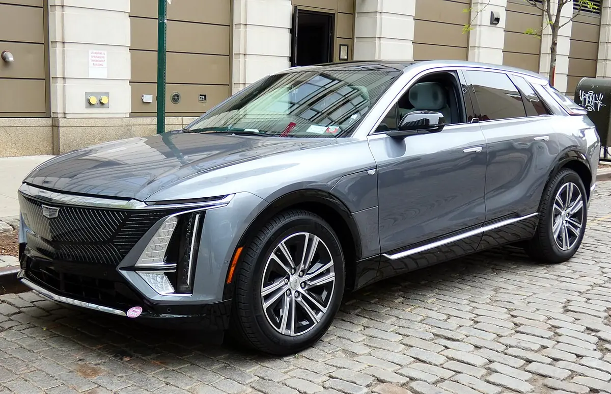 Cadillac LYRIQ exterior (photo from Wikimedia Commons)