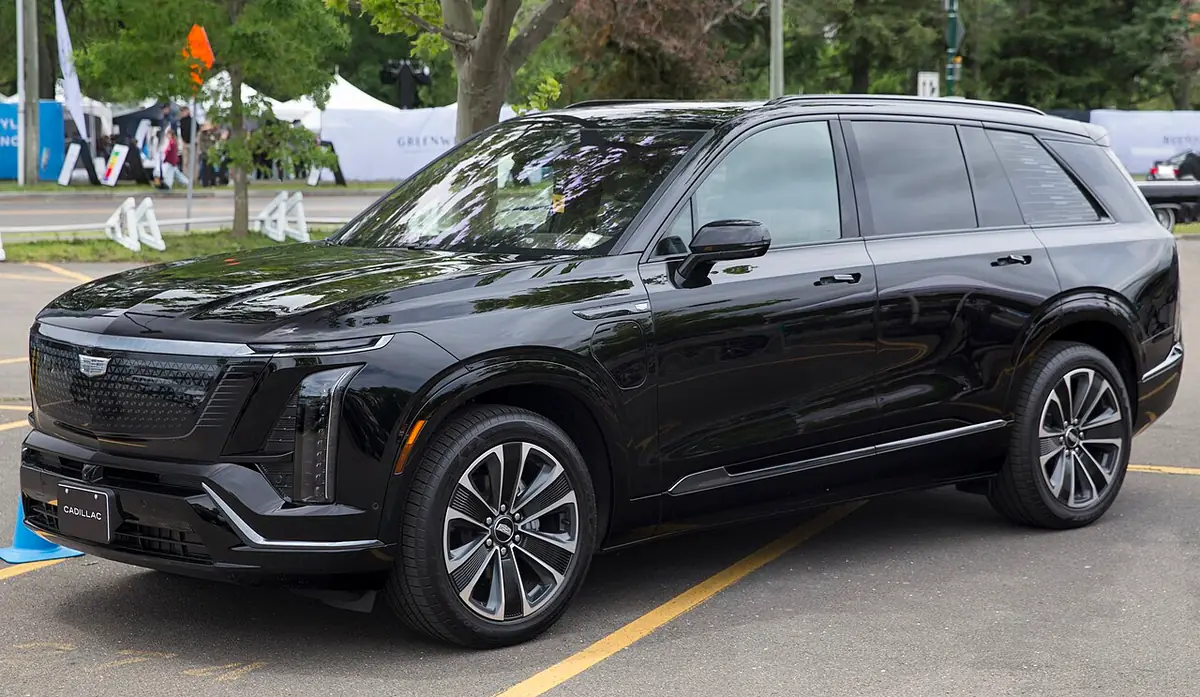 Cadillac VISTIQ exterior (photo from Wikimedia Commons)