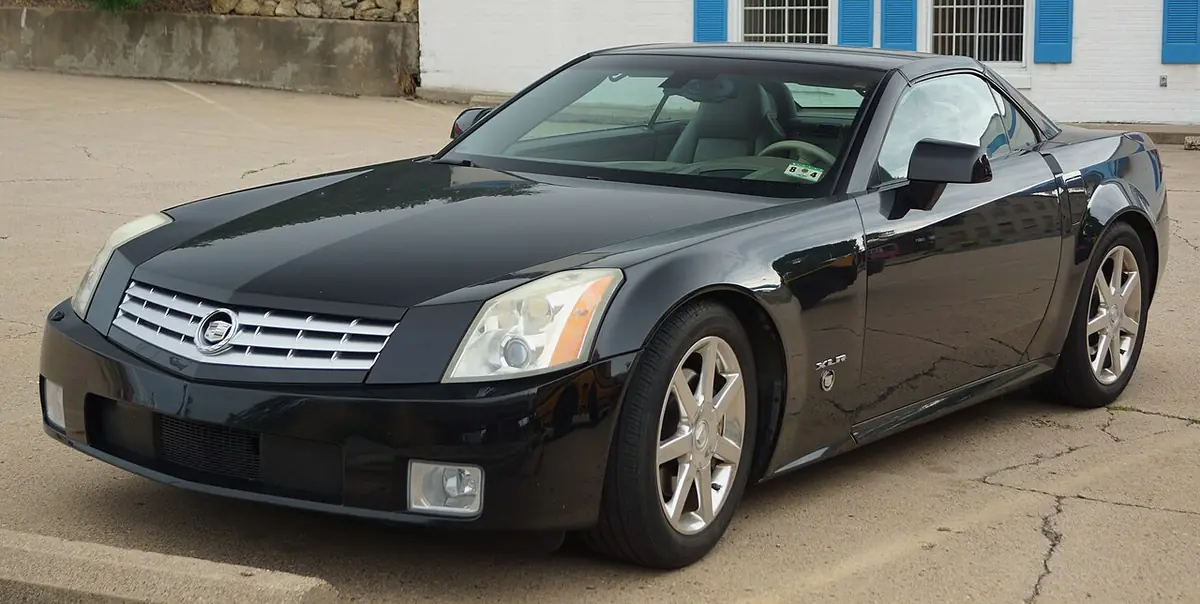Cadillac XLR exterior (photo from Wikimedia Commons)
