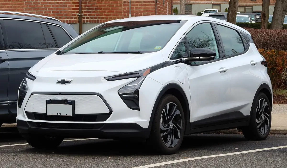 Chevrolet Bolt EV exterior (photo from Wikimedia Commons)