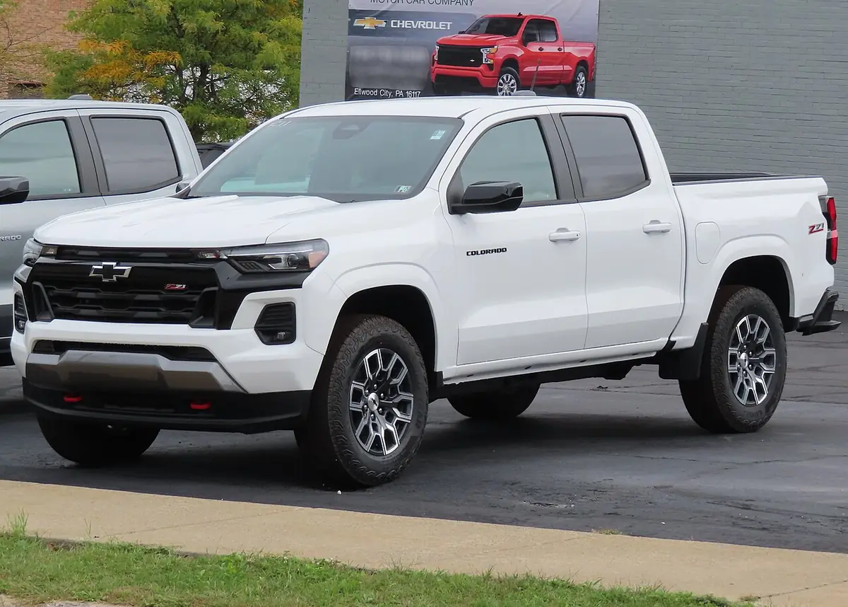 Chevrolet Colorado exterior (photo from Wikimedia Commons)