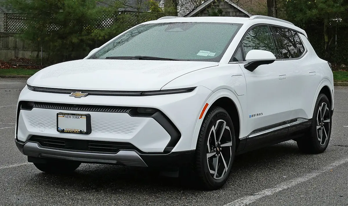 Chevrolet Equinox EV exterior (photo from Wikimedia Commons)