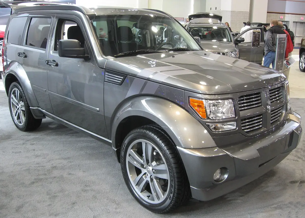 Dodge Nitro exterior (photo from Wikimedia Commons)