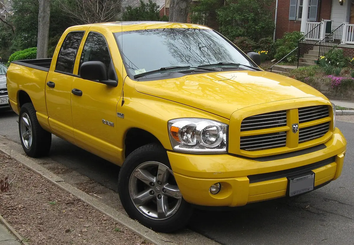 Dodge Ram 1500 exterior (photo from Wikimedia Commons)