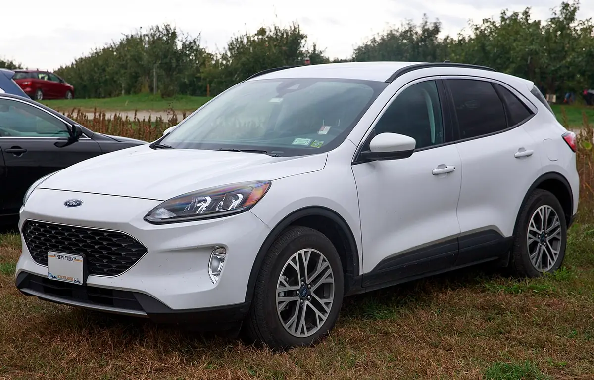 Ford Escape (photo from Wikimedia Commons)