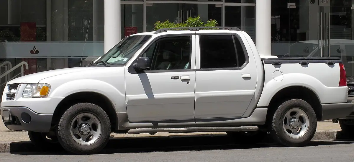 Ford Explorer Sport Trac exterior (photo from Wikimedia Commons)