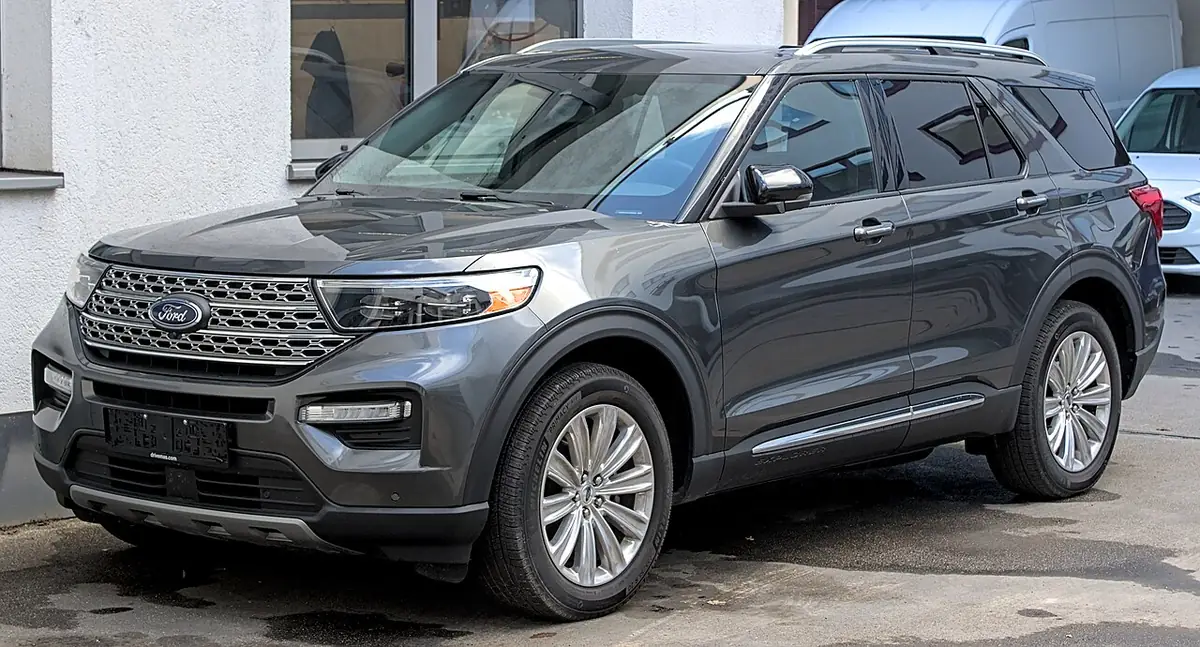 Ford Explorer (photo from Wikimedia Commons)