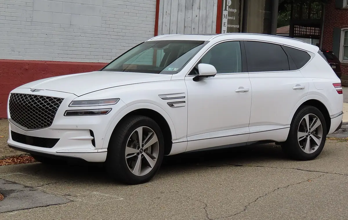 Genesis GV80 exterior (photo from Wikimedia Commons)