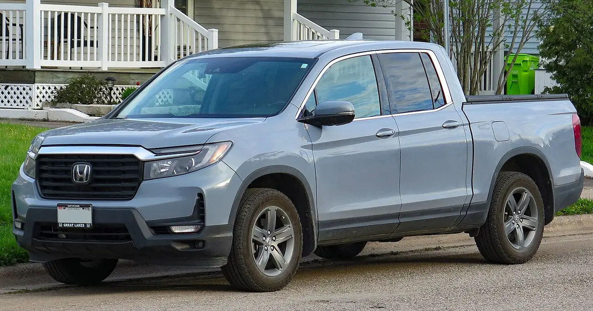 Honda Ridgeline (photo from Wikimedia Commons)