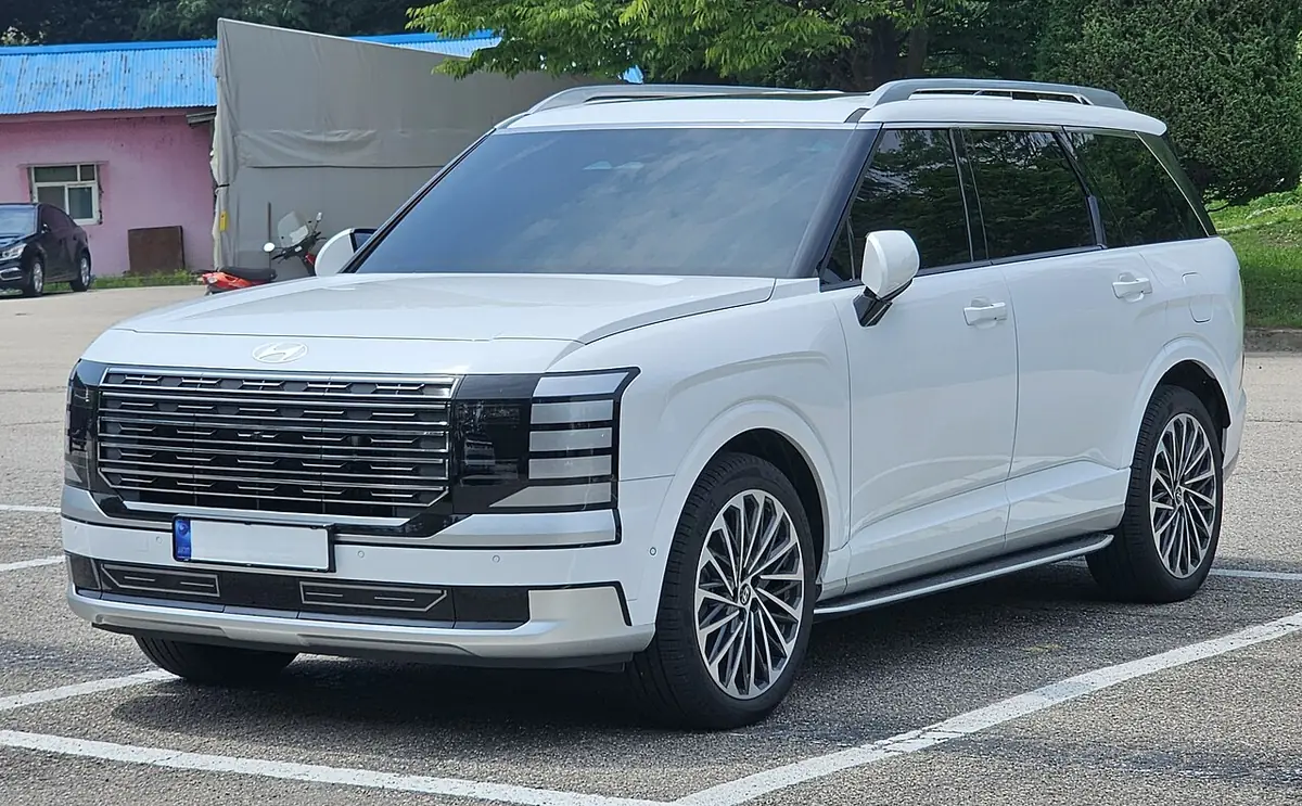 Hyundai Palisade exterior (photo from Wikimedia Commons)