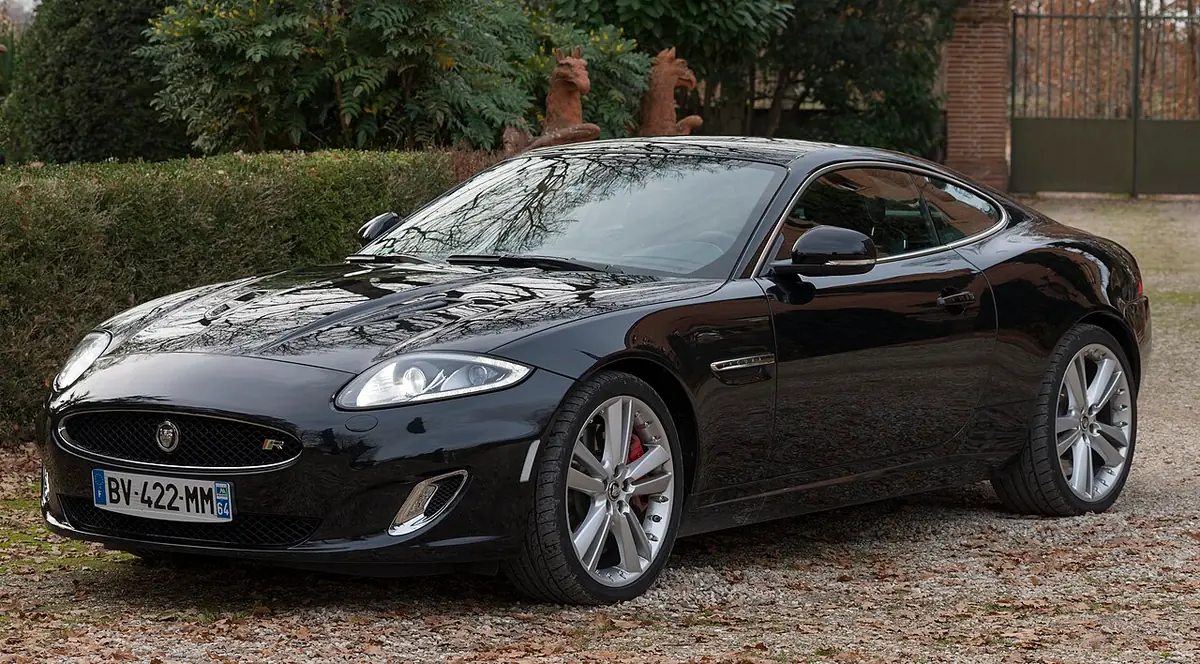 Jaguar XK (photo from Wikimedia Commons)