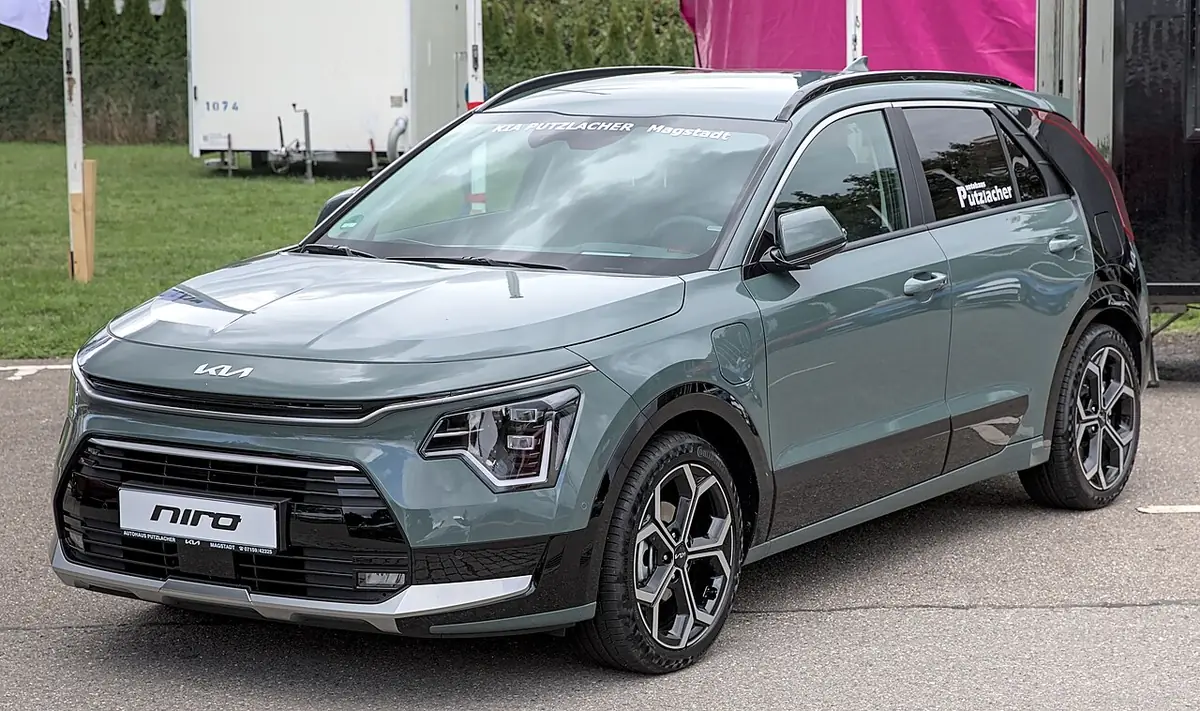 Kia Niro (photo from Wikimedia Commons)