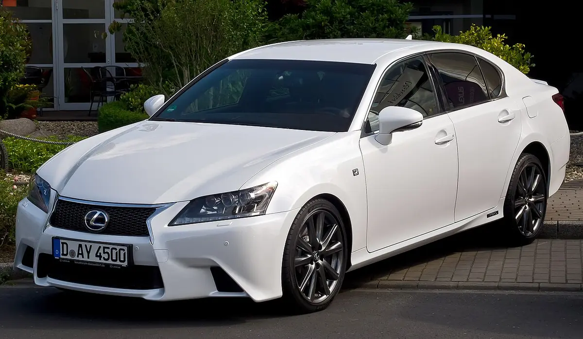Lexus GS (photo from Wikimedia Commons)