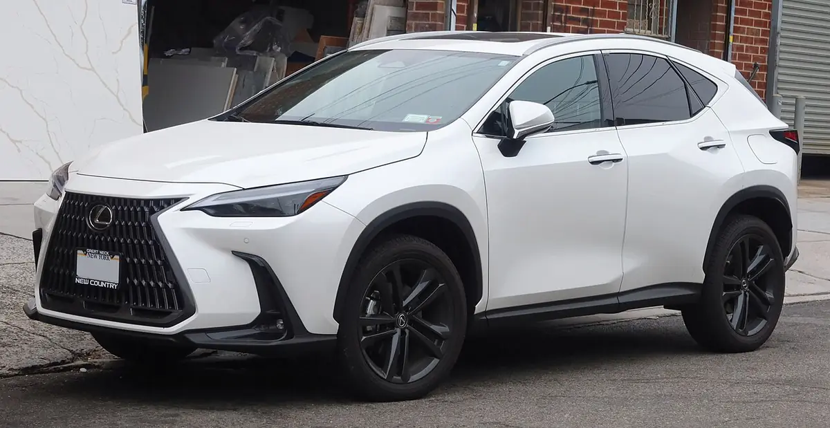 Lexus NX exterior (photo from Wikimedia Commons)