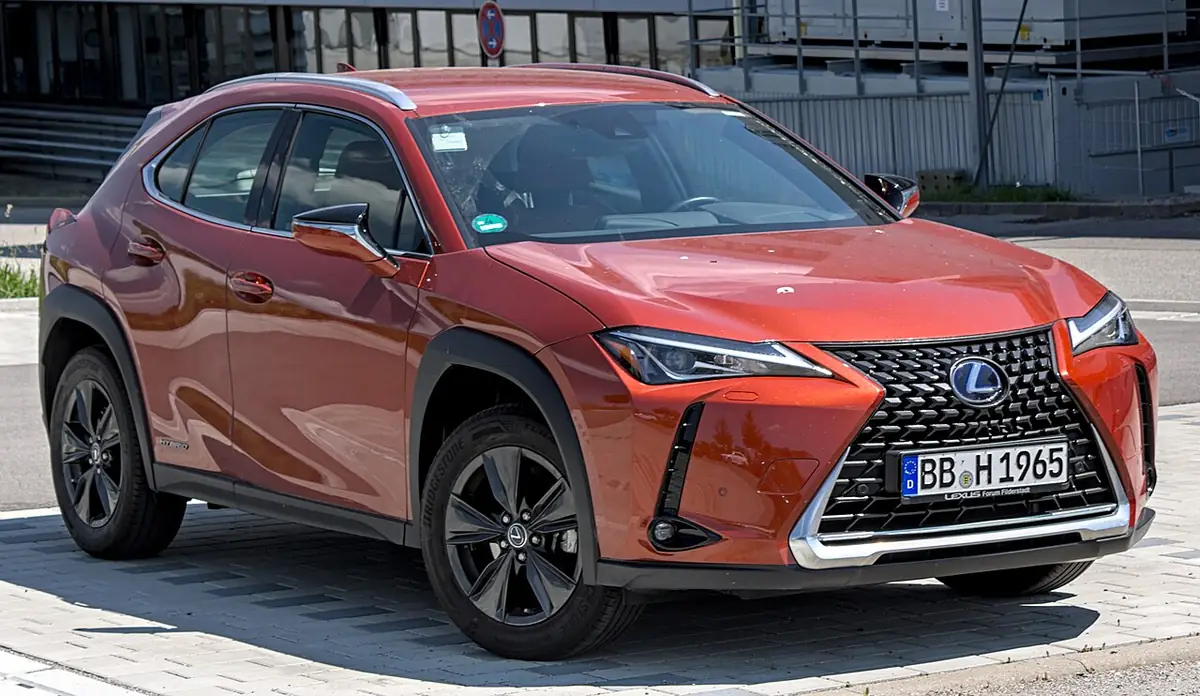 Lexus UX exterior (photo from Wikimedia Commons)