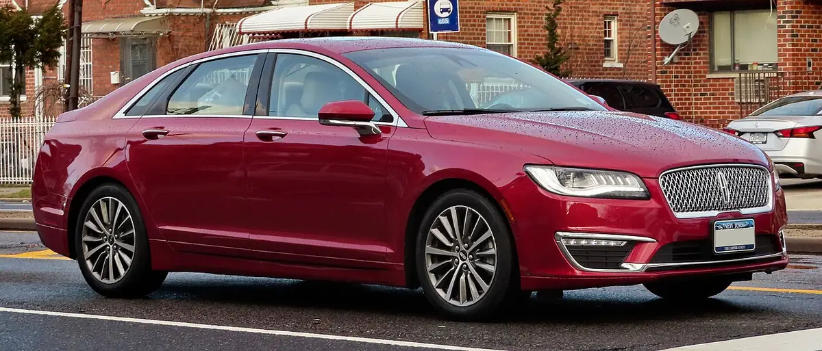 Lincoln MKZ exterior (photo from Wikimedia Commons)