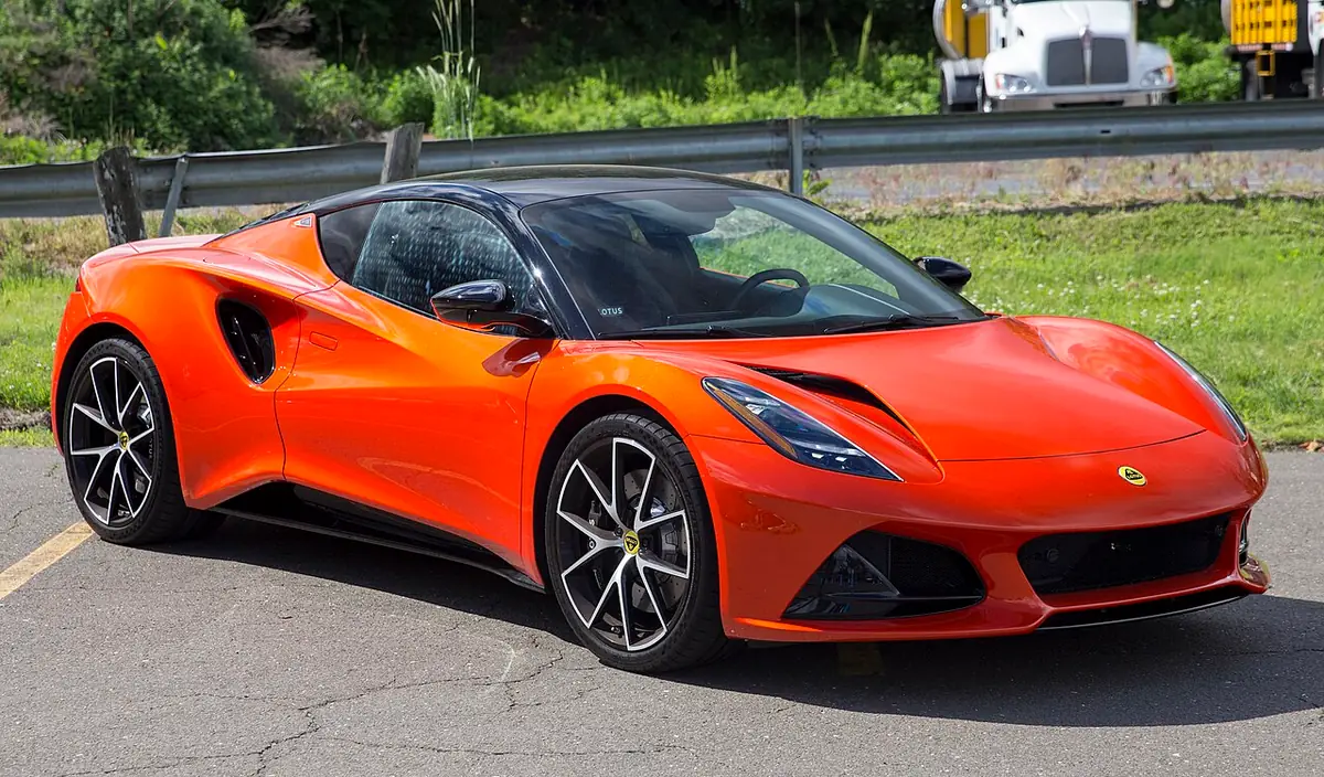 Lotus vehicle (photo from Wikimedia Commons)