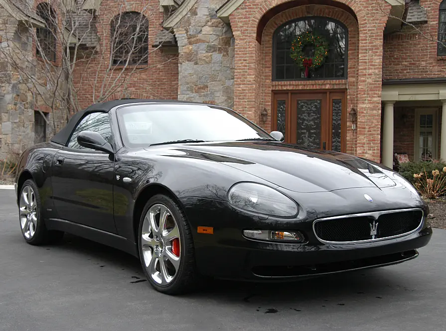 Maserati Coupe exterior (photo from Wikimedia Commons)