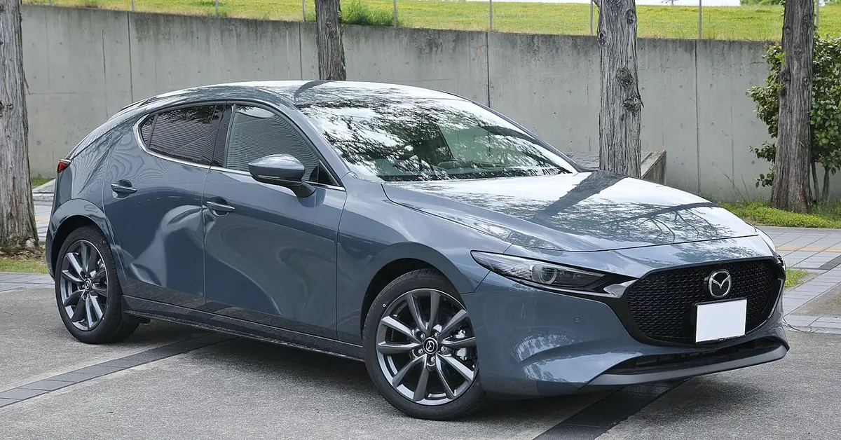Mazda Mazda3 exterior (photo from Wikimedia Commons)