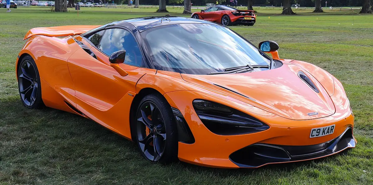 McLaren 720S exterior (photo from Wikimedia Commons)