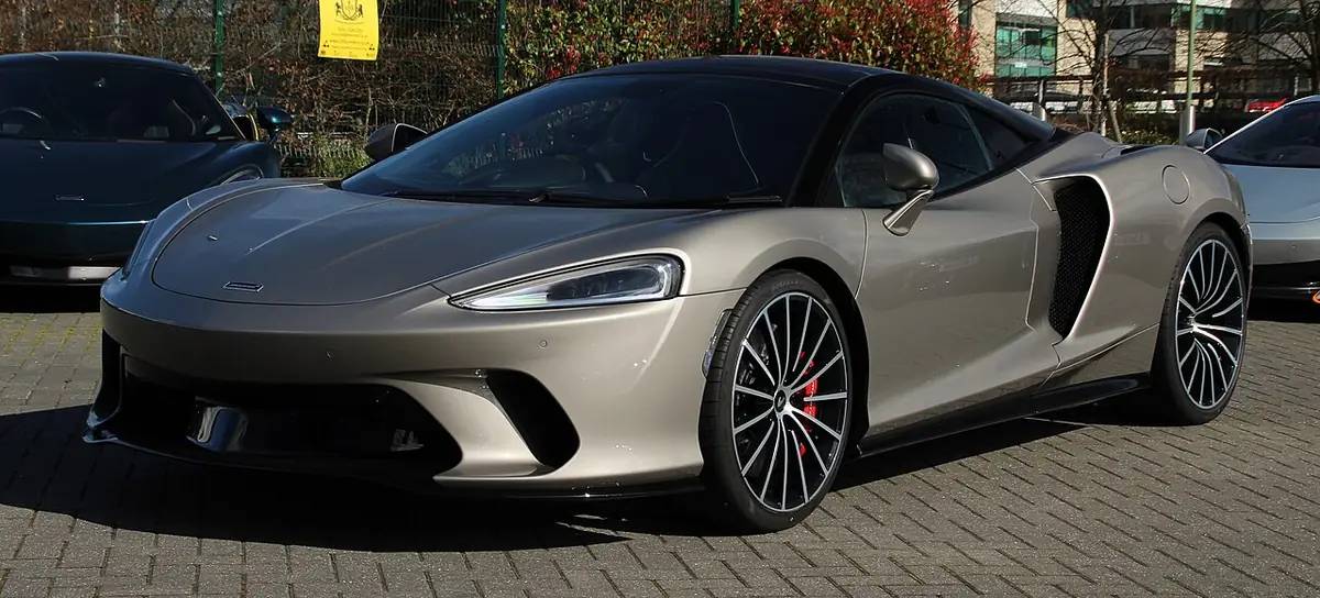 McLaren GT exterior (photo from Wikimedia Commons)