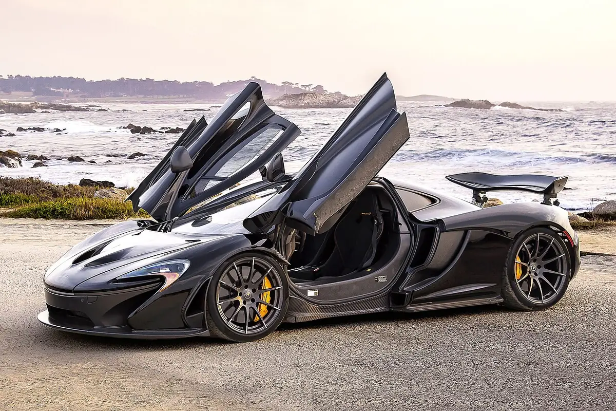 McLaren P1 exterior (photo from Wikimedia Commons)