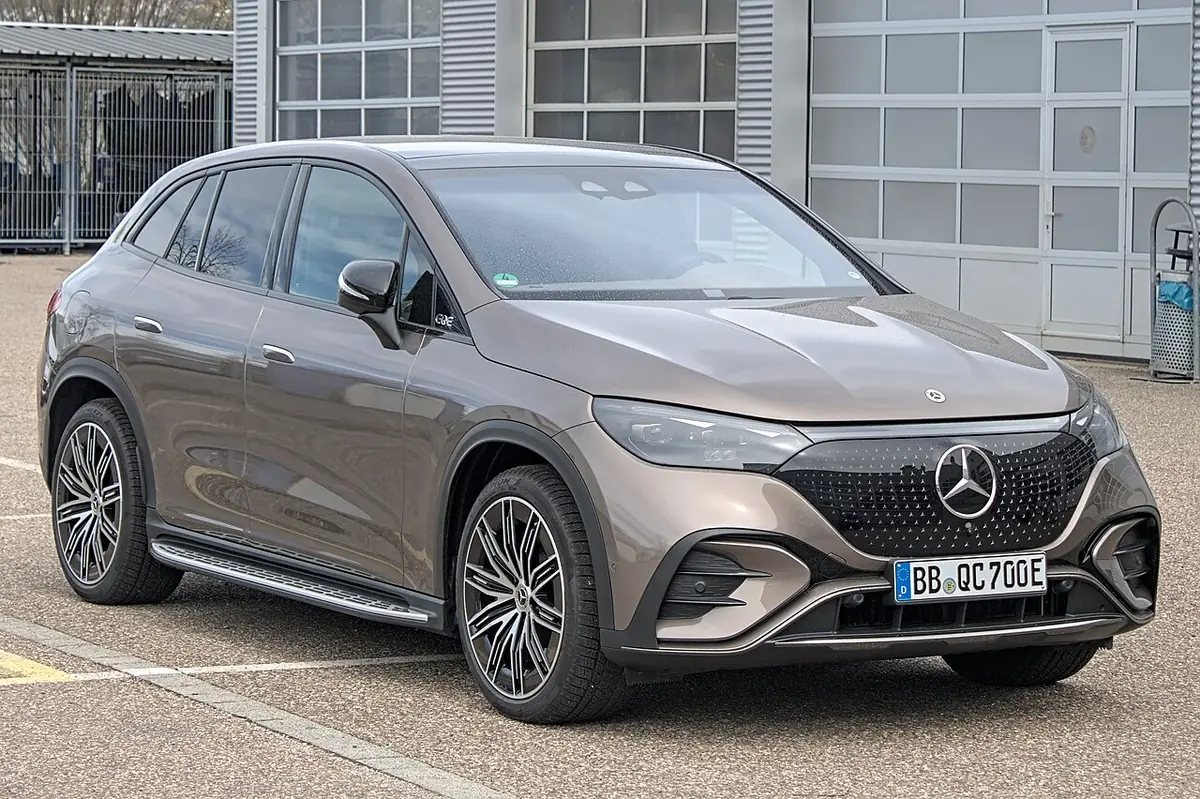 Mercedes-Benz EQE SUV exterior (photo from Wikimedia Commons)