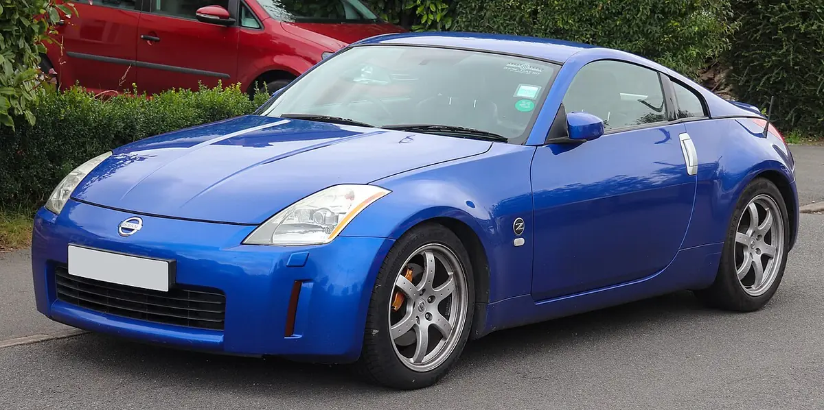 Nissan 350Z exterior (photo from Wikimedia Commons)