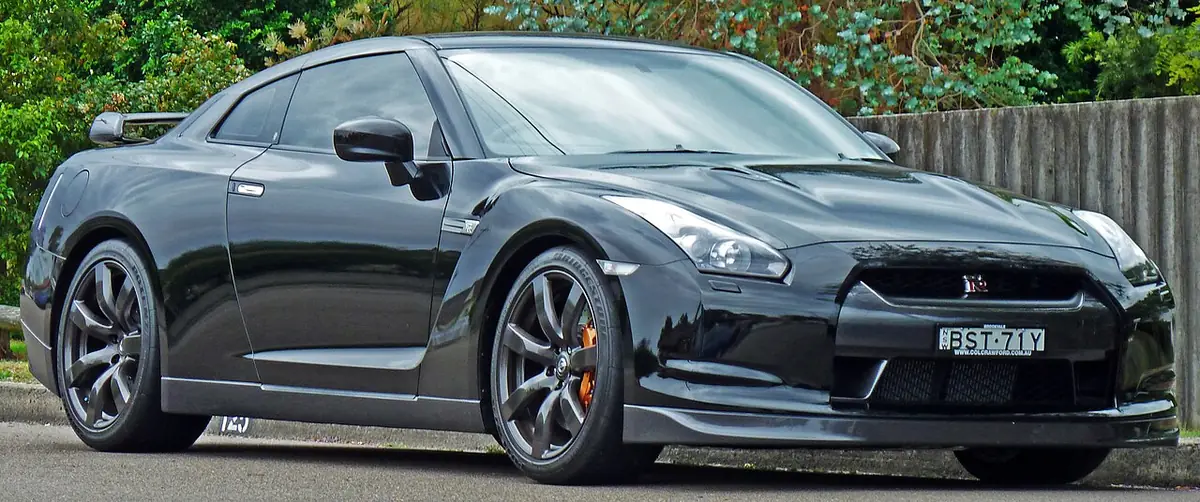Nissan GT-R (photo from Wikimedia Commons)