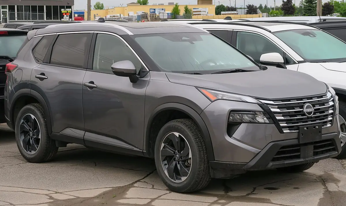 Nissan Rogue (photo from Wikimedia Commons)