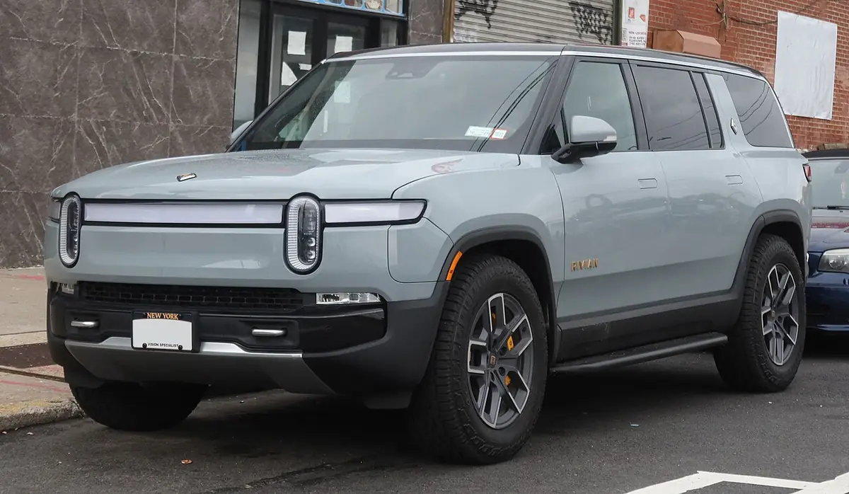 Rivian R1S exterior (photo from Wikimedia Commons)