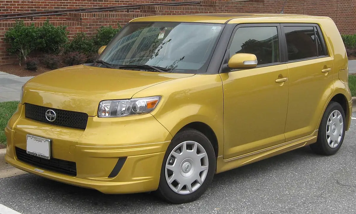 Scion xB (photo from Wikimedia Commons)