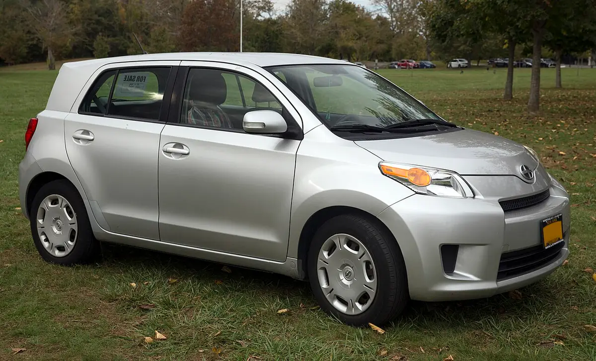 Scion xD exterior (photo from Wikimedia Commons)