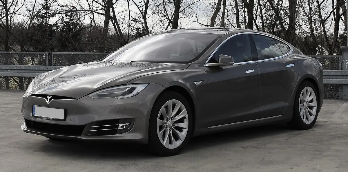 Tesla Model S exterior (photo from Wikimedia Commons)