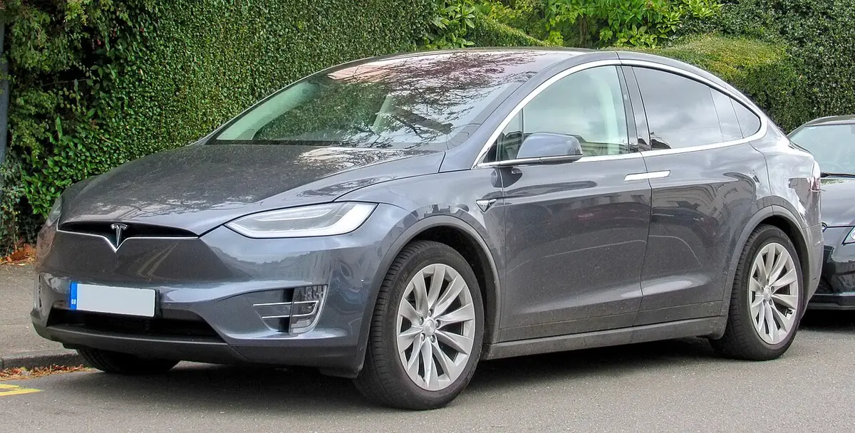 Tesla Model X exterior (photo from Wikimedia Commons)