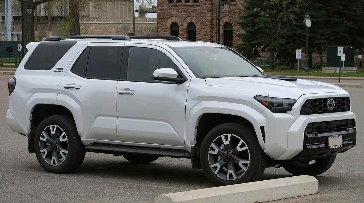Toyota 4Runner (photo from Wikimedia Commons)
